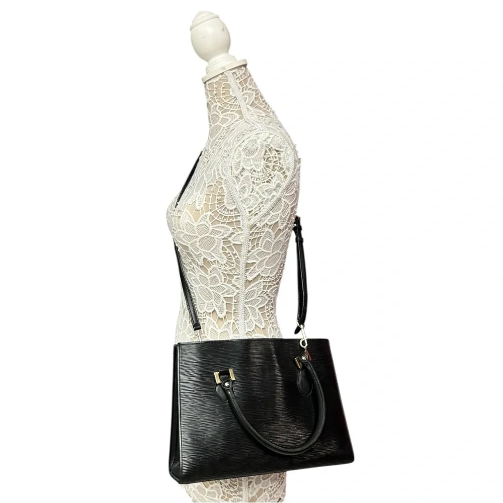 Vintage Black Epi Leather Structured Top Handle Bag Made in Canada Minimalist - Picture 16 of 17